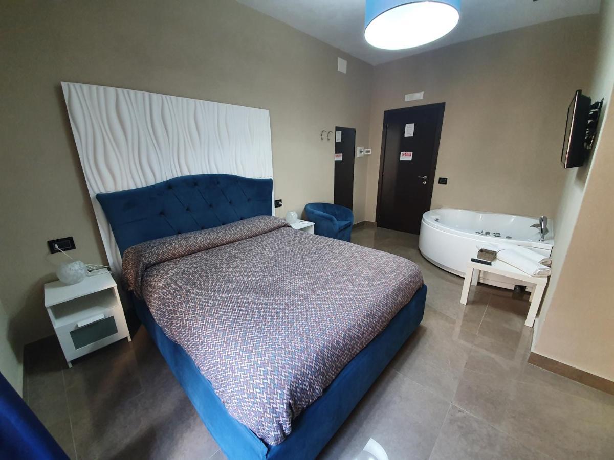 Beverello Suite Neapel Exterior foto