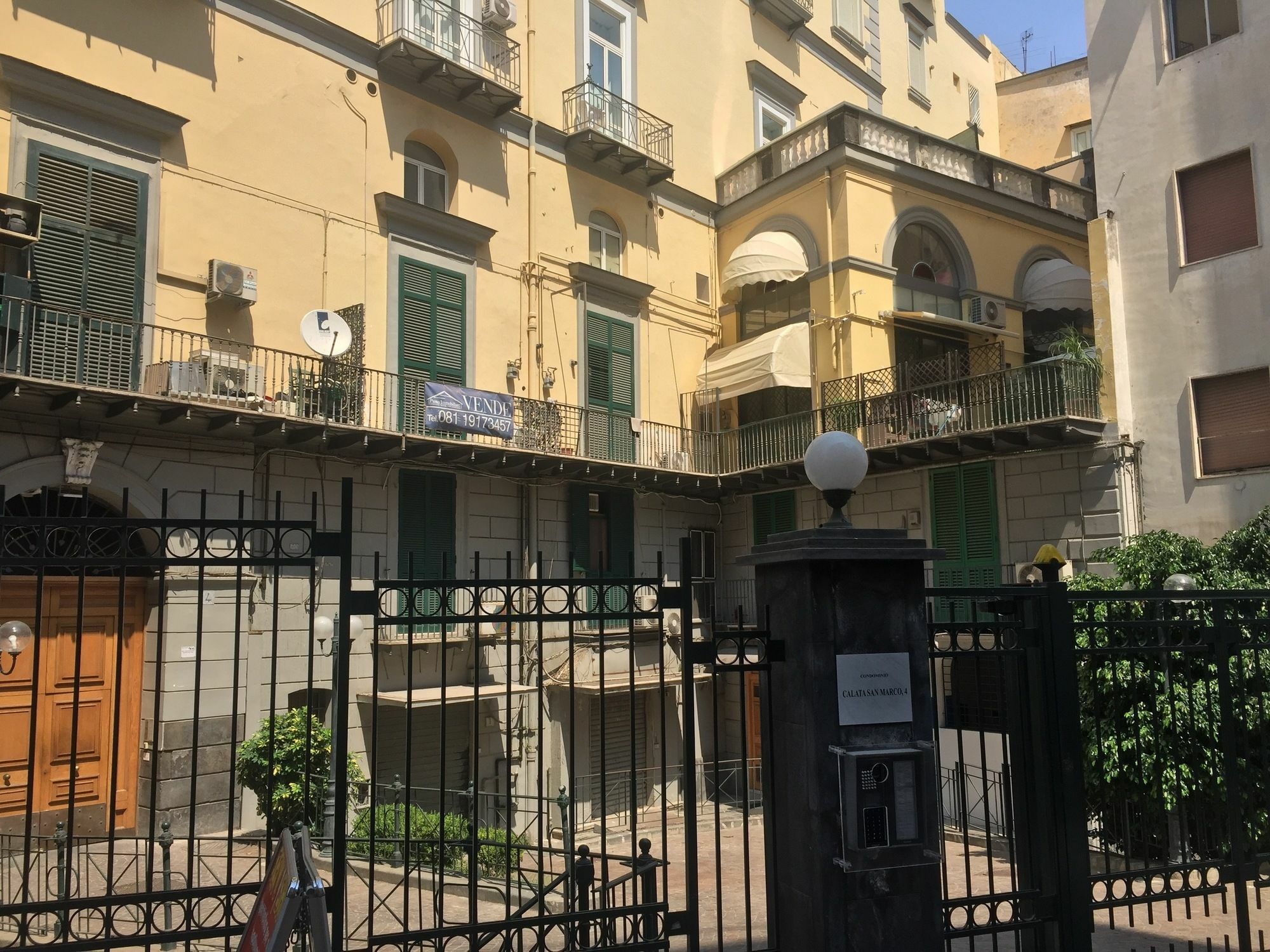Beverello Suite Neapel Exterior foto